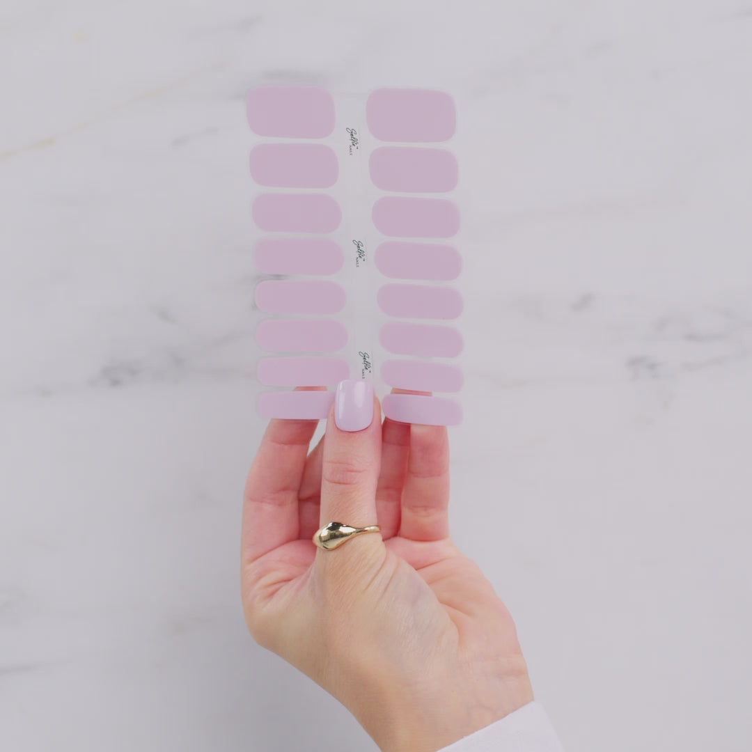 Selfie Nails Lilac